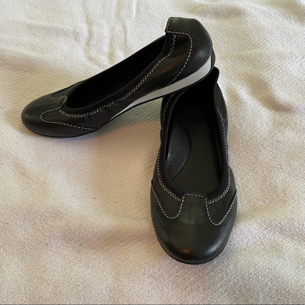 LL Bean Leather Flats